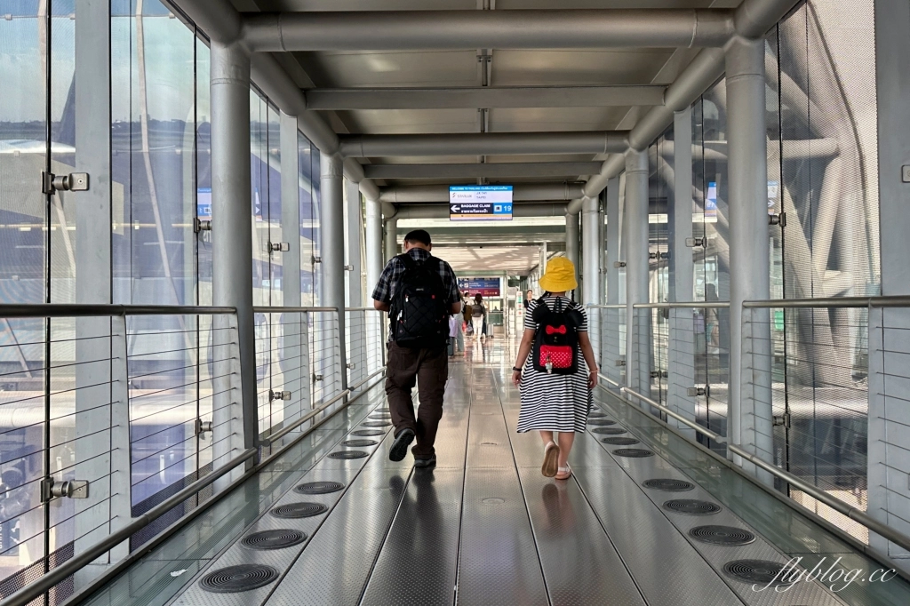 泰國曼谷｜星宇航空．JX745 台北-曼谷，空中巴士A321NEO機型，機上座位及飛機餐分享 @飛天璇的口袋