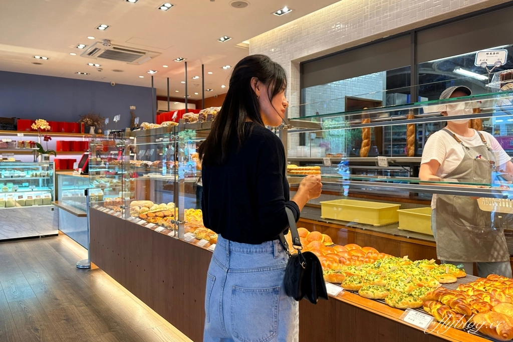 台北士林｜慶祝烘焙．野上智寬大弟子，陳耀訓師父開的麵包店 @飛天璇的口袋