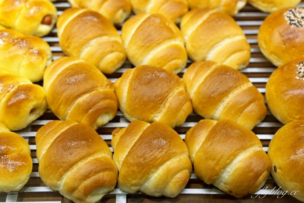 台北士林｜慶祝烘焙．野上智寬大弟子，陳耀訓師父開的麵包店 @飛天璇的口袋