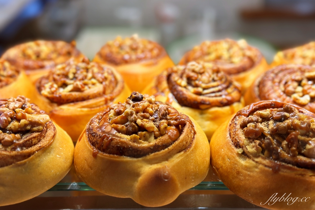 台北士林｜慶祝烘焙．野上智寬大弟子，陳耀訓師父開的麵包店 @飛天璇的口袋