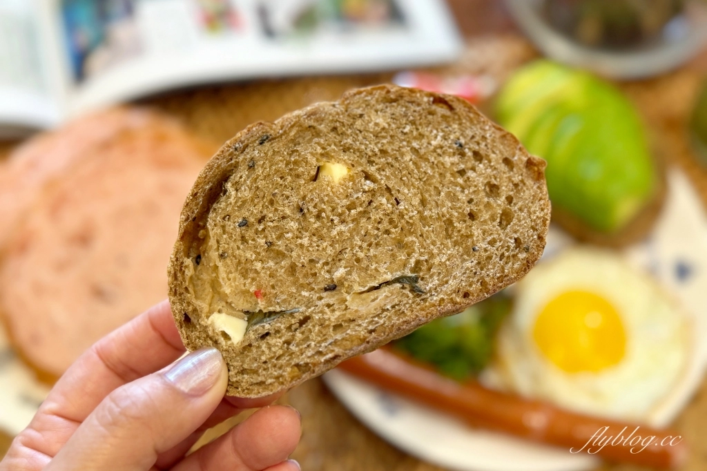 台中北屯|威利與查理手作烘焙坊.超過20種酸麵包口味,每天提供不同口味 @飛天璇的口袋 台中北屯|威利與查理手作烘焙坊.超過20種酸麵包口味,每天提供不同口味 @飛天璇的口袋