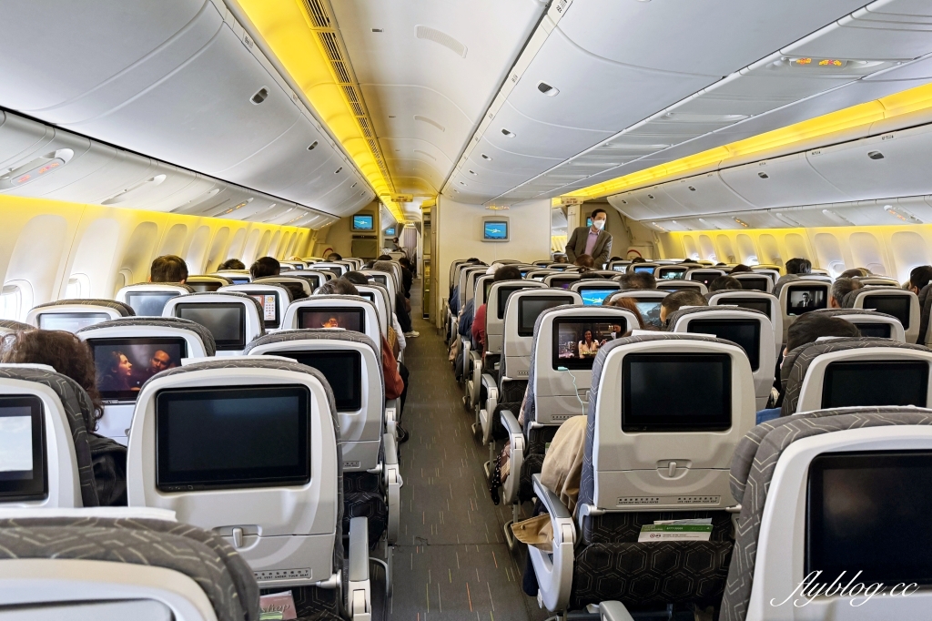 澳門旅遊｜長榮航空BR801 台北&ndash;澳門 波音777-300ER，機上座位及飛機餐分享 @飛天璇的口袋