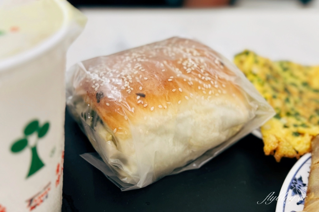 台中西屯|台北內湖來來豆漿.24小時營業早餐店,推薦牛肉麵和豆漿必點 @飛天璇的口袋 台中西屯|台北內湖來來豆漿.24小時營業早餐店,推薦牛肉麵和豆漿必點 @飛天璇的口袋