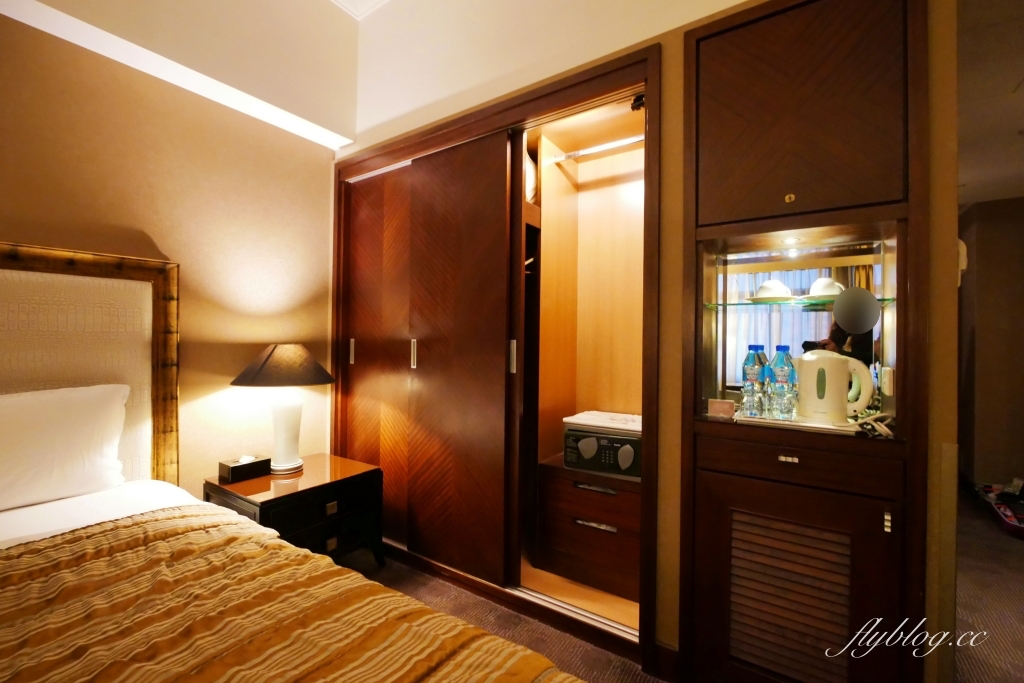 桃園中壢｜古華花園飯店．中壢新明夜市步行6分鐘，桃園棒球場看演唱會9分鐘車程 @飛天璇的口袋