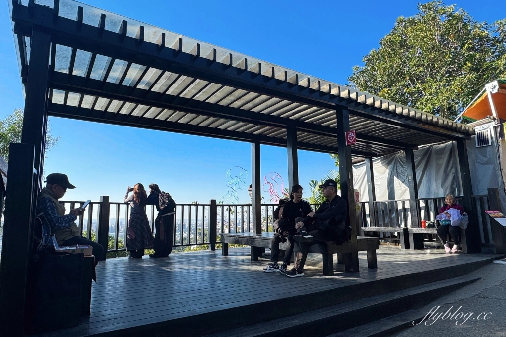 台中北屯｜大坑9號步道．觀音亭休憩平台開放了，遠眺山林綠意和台中市景 @飛天璇的口袋