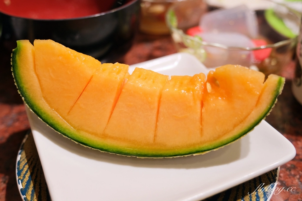 日本北海道｜根室花丸函館店．函館車站對面美食，北海道必吃迴轉壽司 @飛天璇的口袋