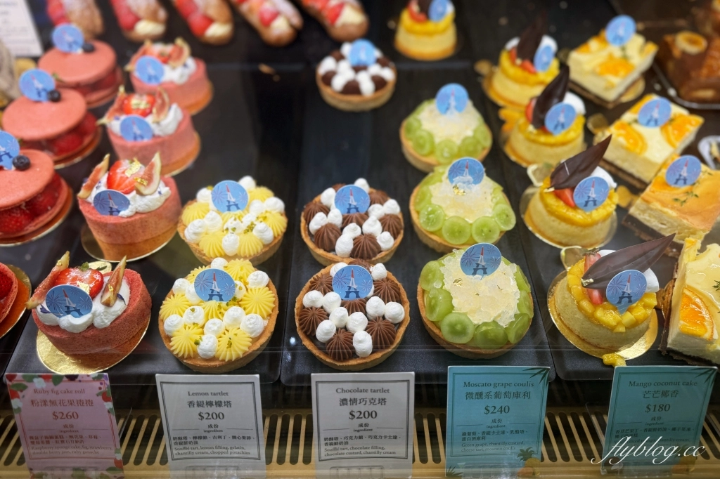 新竹東區｜PAUL 法國麵包甜點沙龍．好吃的Paul回歸新竹巨城，經典法式甜點麵包下午茶 @飛天璇的口袋