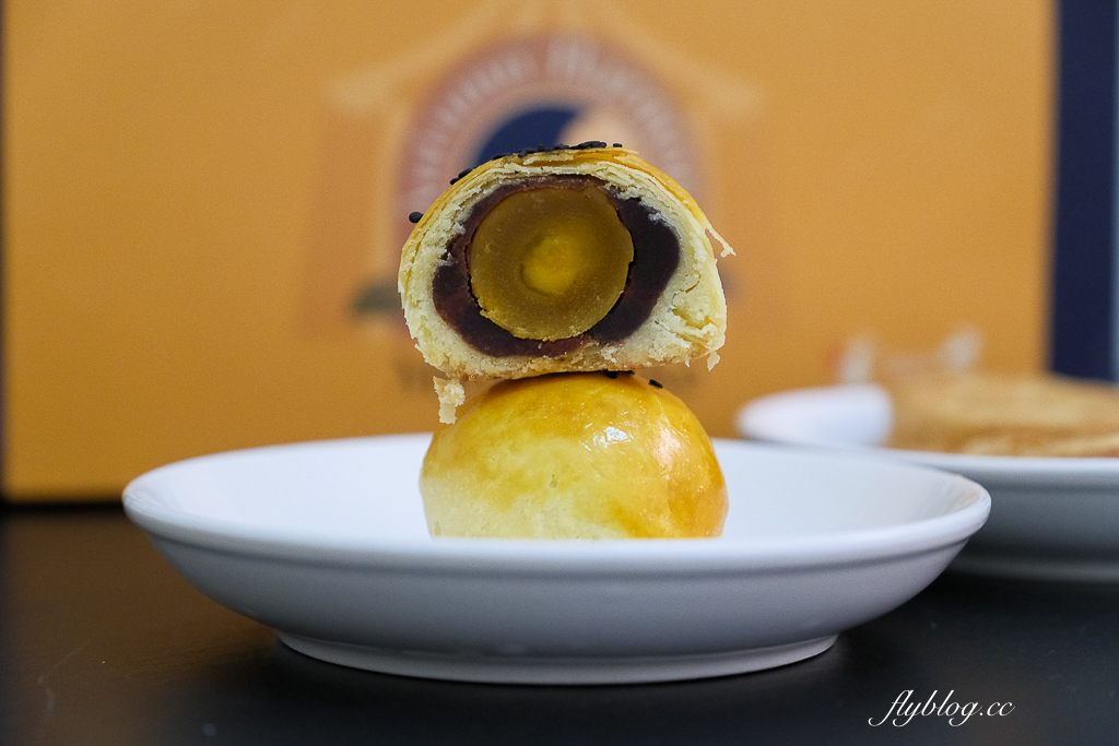 台中北區｜香緹果子咖啡館．中秋限定蛋黃酥禮盒，台中兩大甜點品牌強強聯手 @飛天璇的口袋