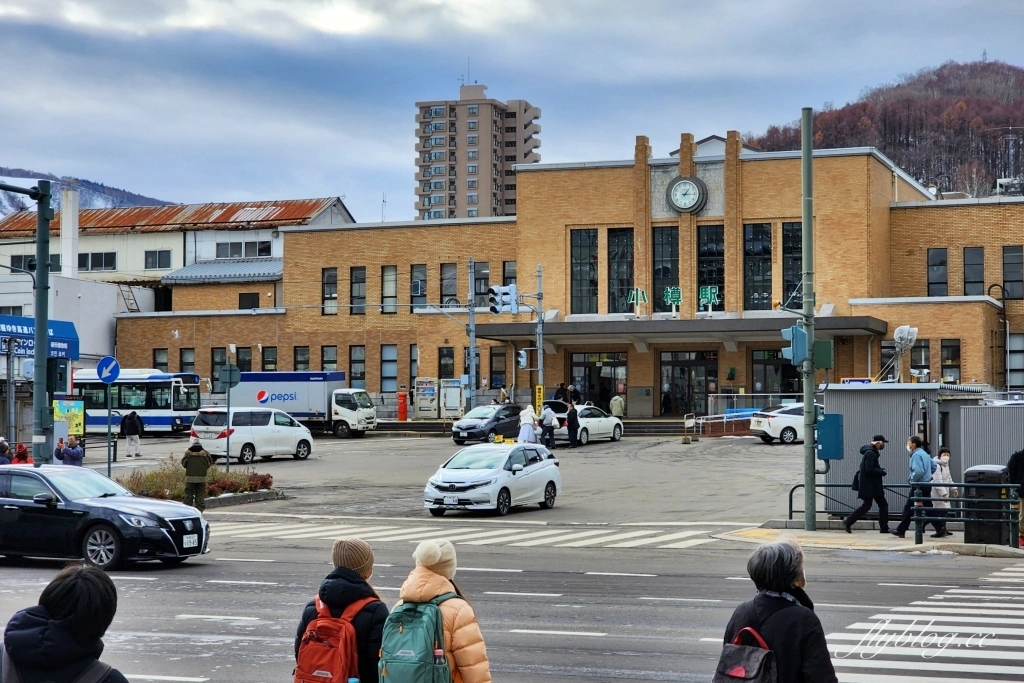 日本北海道｜小樽一日遊．三角市場、堺町商店街、小樽運河、美食、飯店、景點、必買伴手禮 @飛天璇的口袋