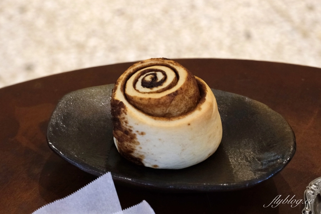 台中北區｜心禾堂．台中巷弄裡的喫茶空間，結合岩盤浴和頌缽音療 @飛天璇的口袋