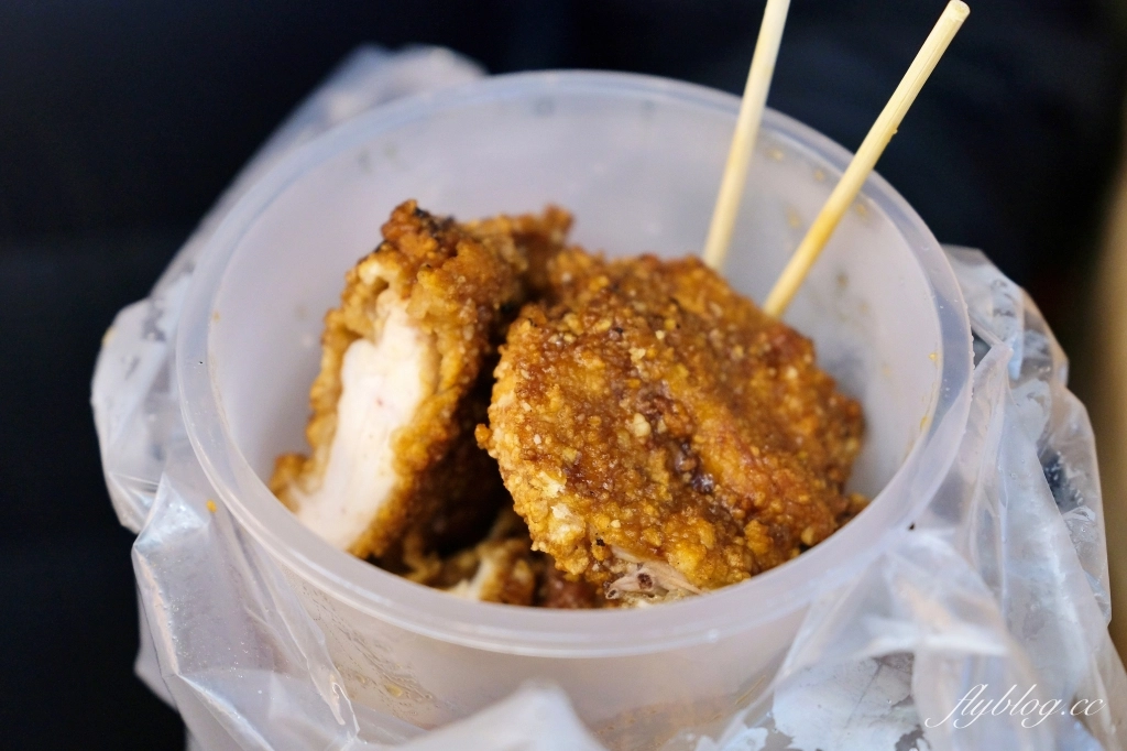 台中北區|一中8兩碳烤雞排.一中街碳烤雞排名店,炸過再烤檸檬汁提香 @飛天璇的口袋 台中北區|一中8兩碳烤雞排.一中街碳烤雞排名店,炸過再烤檸檬汁提香 @飛天璇的口袋