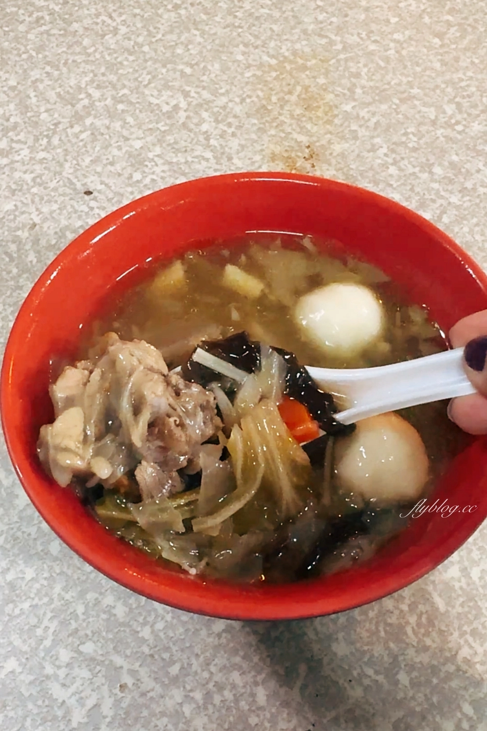 台中西屯｜烏龍路邊攤．台中超強宵夜場，還沒開始營業就排隊 @飛天璇的口袋