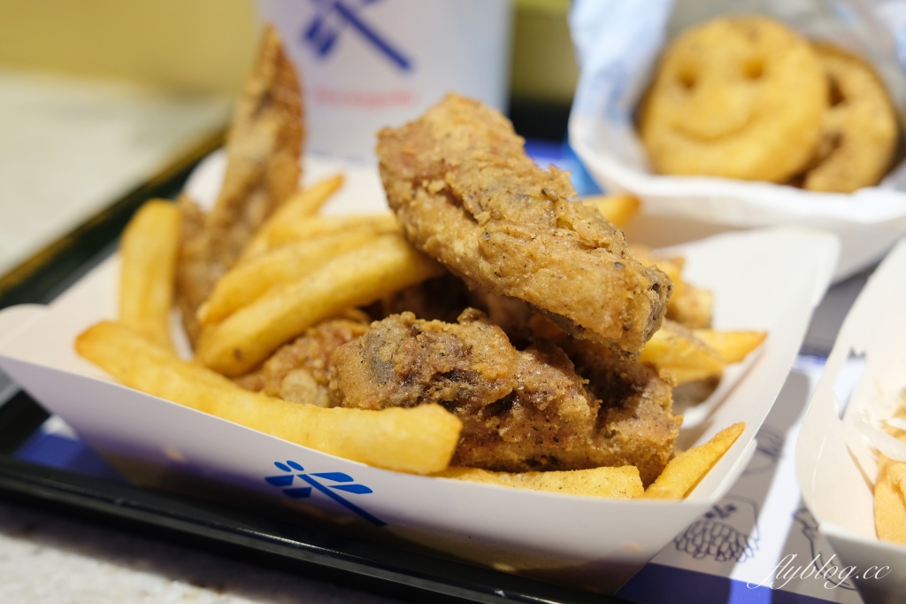 台東美食｜藍蜻蜓速食專賣店．台東限定好吃炸雞，30老字號品牌也很時尚 @飛天璇的口袋