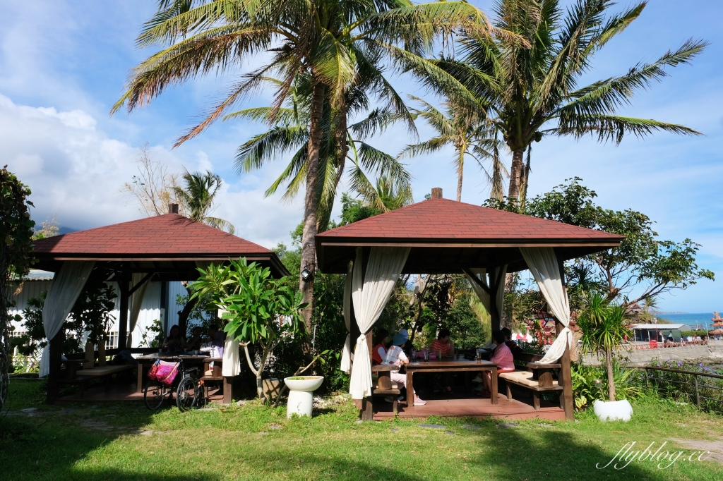 台東卑南｜小魚兒的家．台東超美咖啡廳民宿，坐擁太平洋藍天白雲美景 @飛天璇的口袋