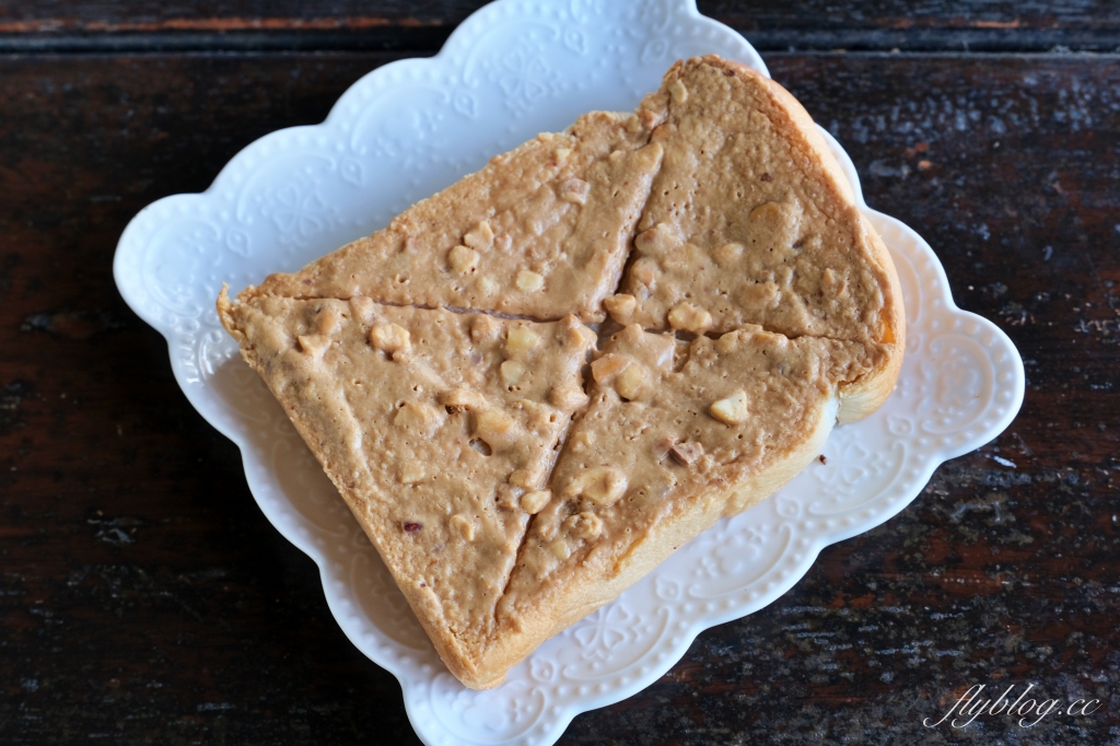 台東卑南｜小魚兒的家．台東超美咖啡廳民宿，坐擁太平洋藍天白雲美景 @飛天璇的口袋