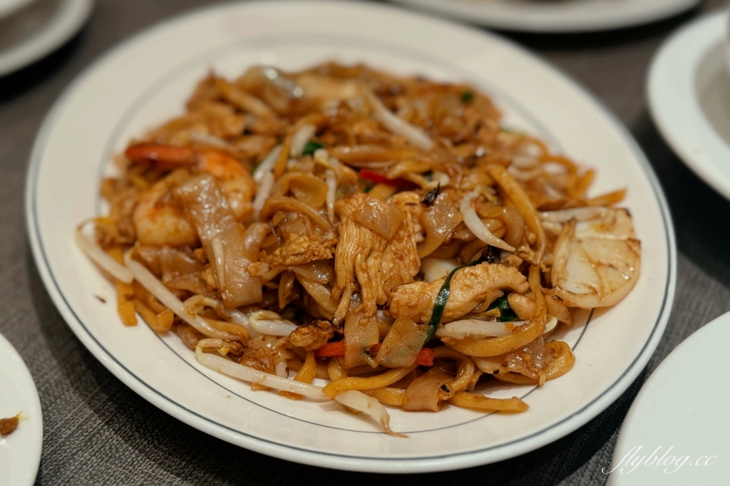 馬來西亞吉隆坡｜Madam Kwan’s．正宗馬來西亞料理，椰漿飯、烤沙嗲、煎蕊都吃得到 @飛天璇的口袋