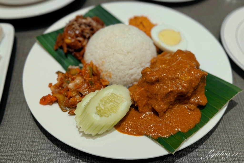 馬來西亞吉隆坡｜Madam Kwan’s．正宗馬來西亞料理，椰漿飯、烤沙嗲、煎蕊都吃得到 @飛天璇的口袋