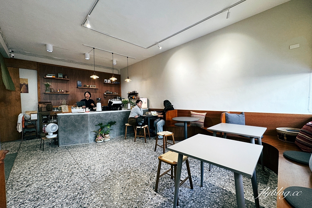 台中北屯｜昨日風景早午餐2.0．新址位於太原車站巷弄裡，台中北屯寵物友善餐廳 @飛天璇的口袋