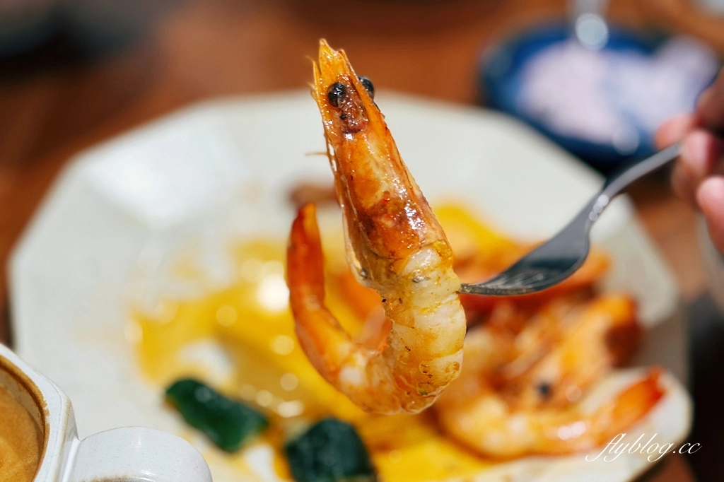 台中北屯｜昨日風景早午餐2.0．新址位於太原車站巷弄裡，台中北屯寵物友善餐廳 @飛天璇的口袋