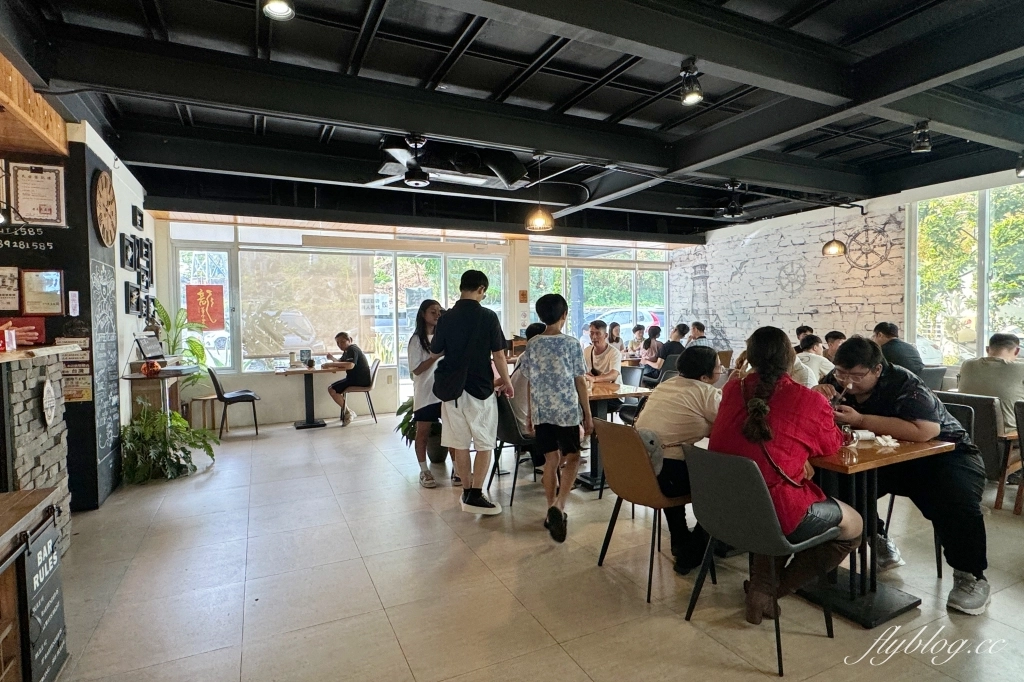 台東卑南｜小魚兒的家．台東超美咖啡廳民宿，坐擁太平洋藍天白雲美景 @飛天璇的口袋