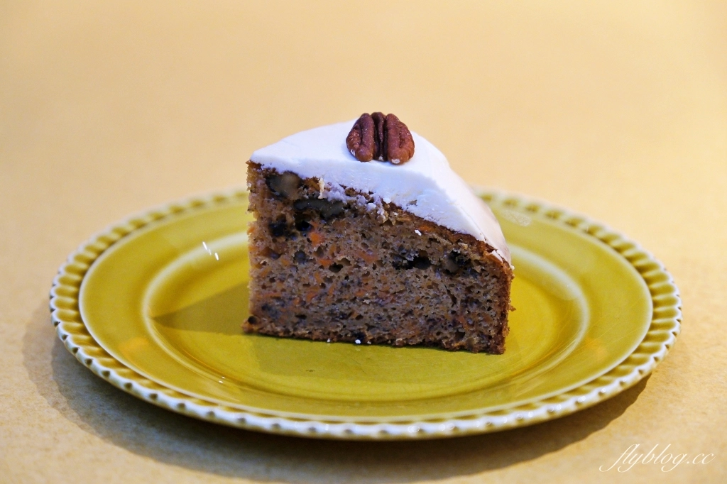 台中西區｜ONIBUS COFFEE．東京中目黑潮牌咖啡館，台中草悟道忠泰老佛爺一樓 @飛天璇的口袋