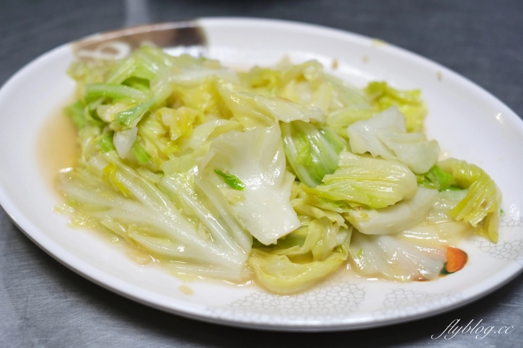 台中北區|阿源麻油雞.大家甘願在路邊排隊,大鍋炒的台中麻油雞 @飛天璇的口袋 台中北區|阿源麻油雞.大家甘願在路邊排隊,大鍋炒的台中麻油雞 @飛天璇的口袋