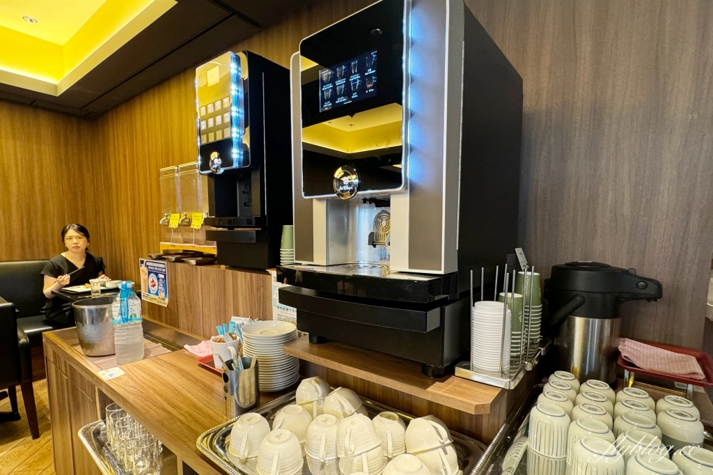 日本北海道｜格拉斯麗札幌酒店 Hotel Gracery Sapporo．札幌車站南口對面，逛大丸百貨超方便，樓下就是Lawson @飛天璇的口袋