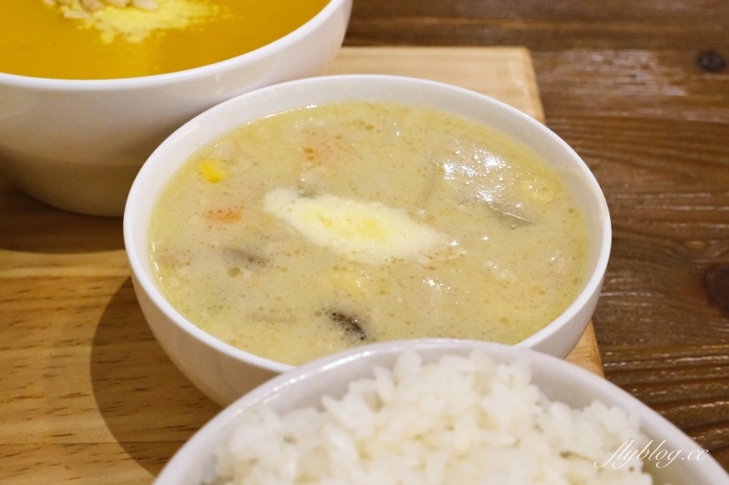 台中北區|小湯烏湯品專門店 柳川店.鄰近中國醫藥大學,家溫度湯新品牌再出發 @飛天璇的口袋 台中北區|小湯烏湯品專門店 柳川店.鄰近中國醫藥大學,家溫度湯新品牌再出發 @飛天璇的口袋