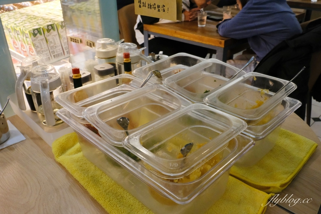 台中北區|小湯烏湯品專門店 柳川店.鄰近中國醫藥大學,家溫度湯新品牌再出發 @飛天璇的口袋 台中北區|小湯烏湯品專門店 柳川店.鄰近中國醫藥大學,家溫度湯新品牌再出發 @飛天璇的口袋