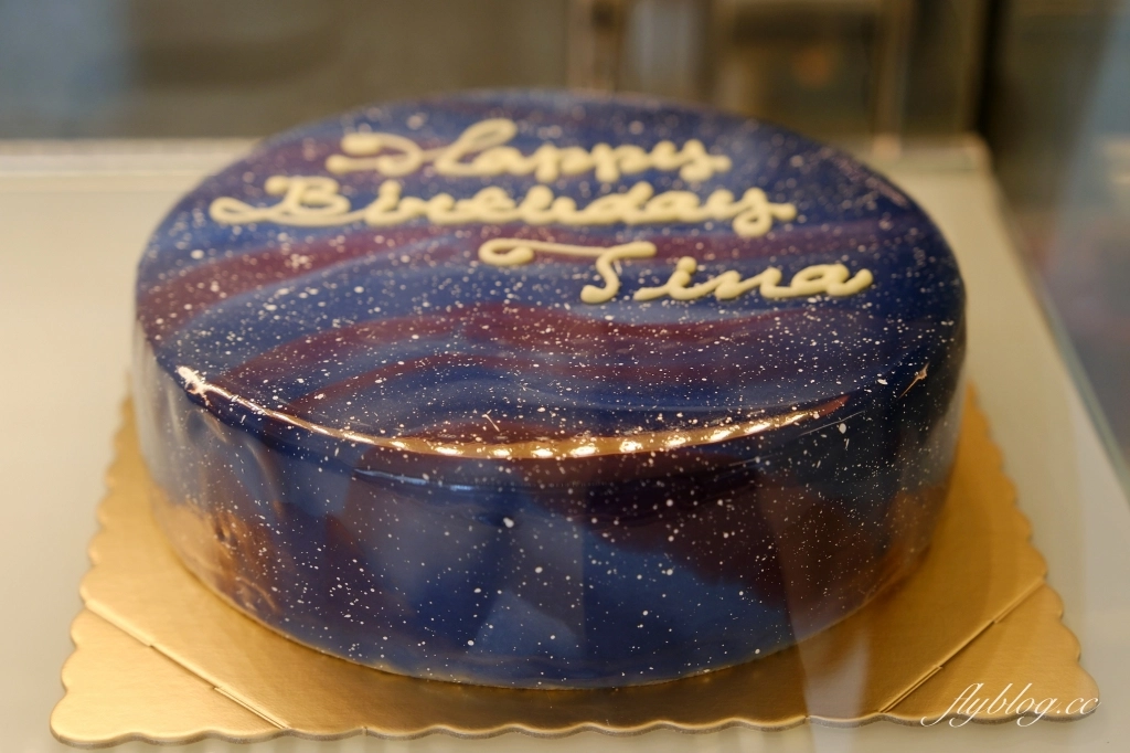 台中西區|P&J’s Pâtisserie 法式鏡面蛋糕.全台中唯一鏡面生日蛋糕,造型口味客製化搭配 @飛天璇的口袋 台中西區|P&J’s Pâtisserie 法式鏡面蛋糕.全台中唯一鏡面生日蛋糕,造型口味客製化搭配 @飛天璇的口袋