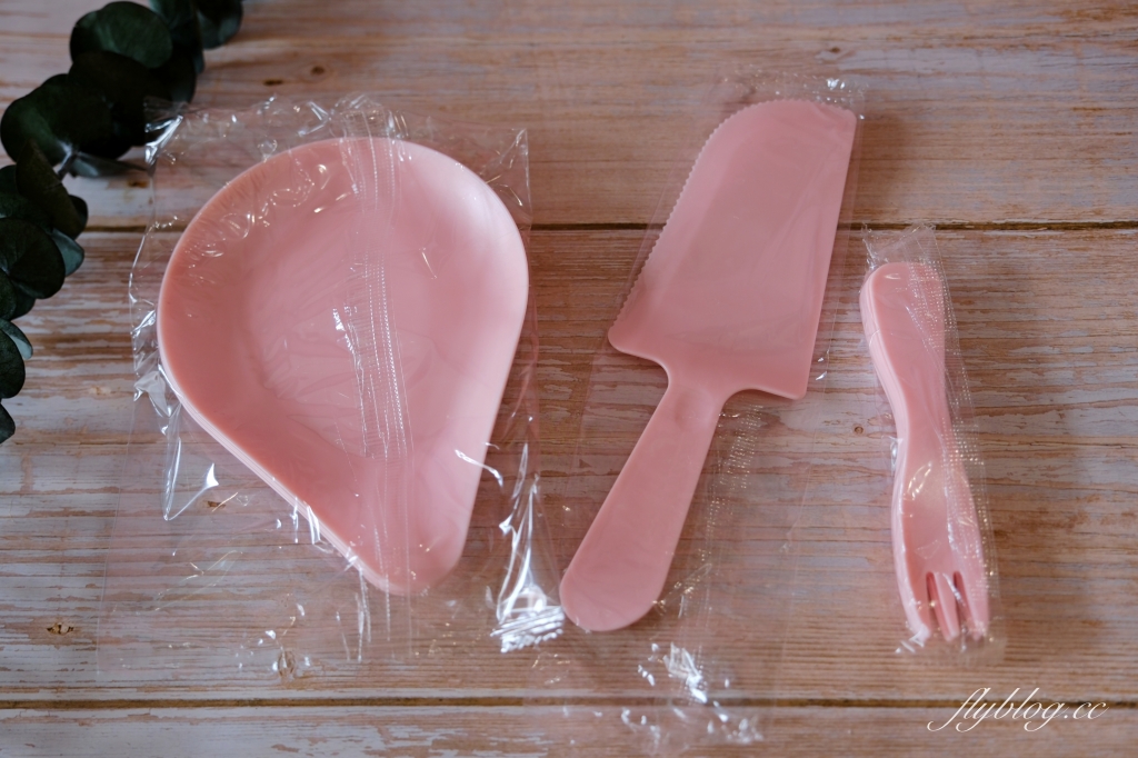 台中西區|P&J’s Pâtisserie 法式鏡面蛋糕.全台中唯一鏡面生日蛋糕,造型口味客製化搭配 @飛天璇的口袋 台中西區|P&J’s Pâtisserie 法式鏡面蛋糕.全台中唯一鏡面生日蛋糕,造型口味客製化搭配 @飛天璇的口袋