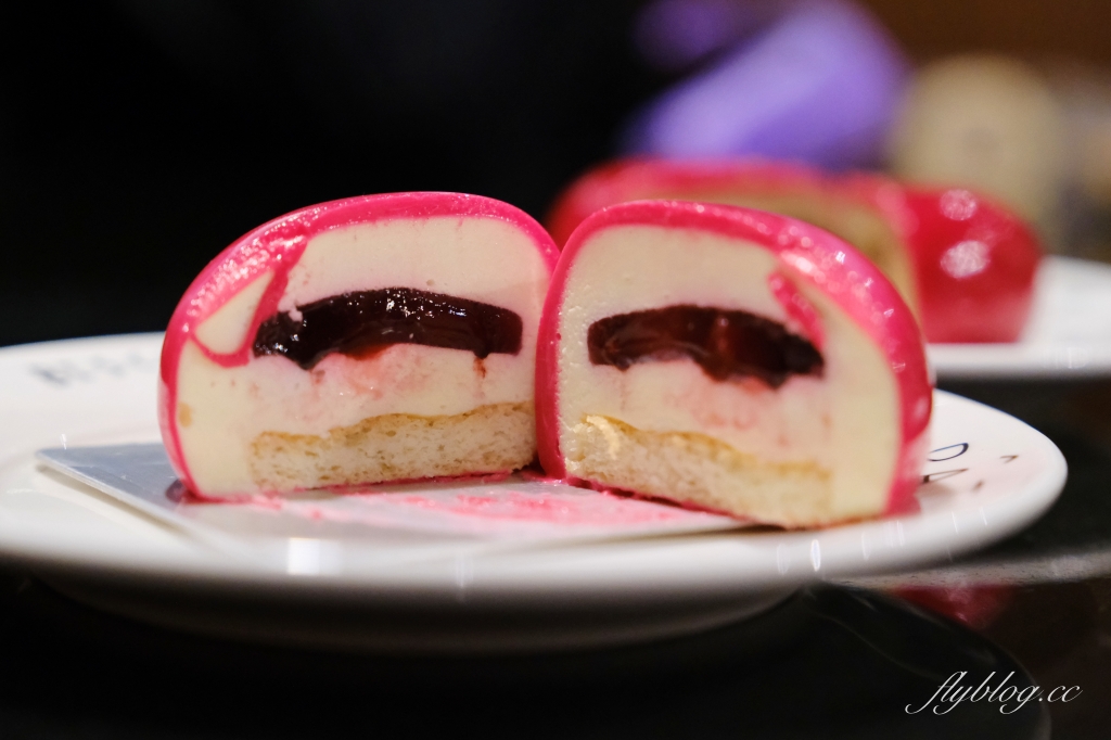 台中西區|P&J’s Pâtisserie 法式鏡面蛋糕.全台中唯一鏡面生日蛋糕,造型口味客製化搭配 @飛天璇的口袋 台中西區|P&J’s Pâtisserie 法式鏡面蛋糕.全台中唯一鏡面生日蛋糕,造型口味客製化搭配 @飛天璇的口袋