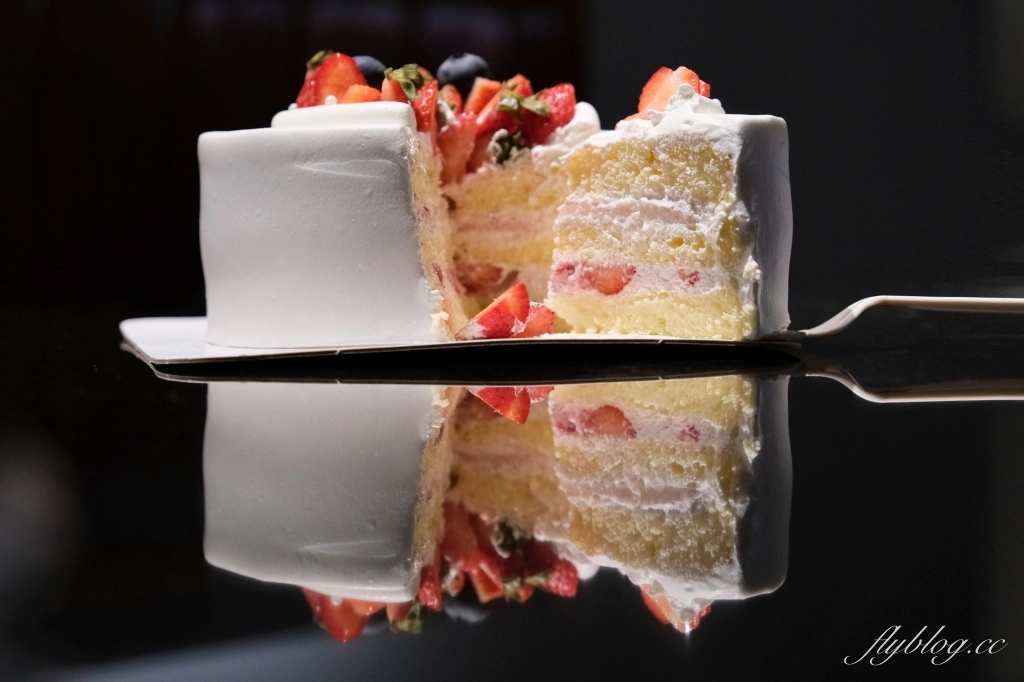 台中西屯｜初禾手作甜點．斗六起家的人氣甜點店，黎明路鄰近朝馬商圈 @飛天璇的口袋