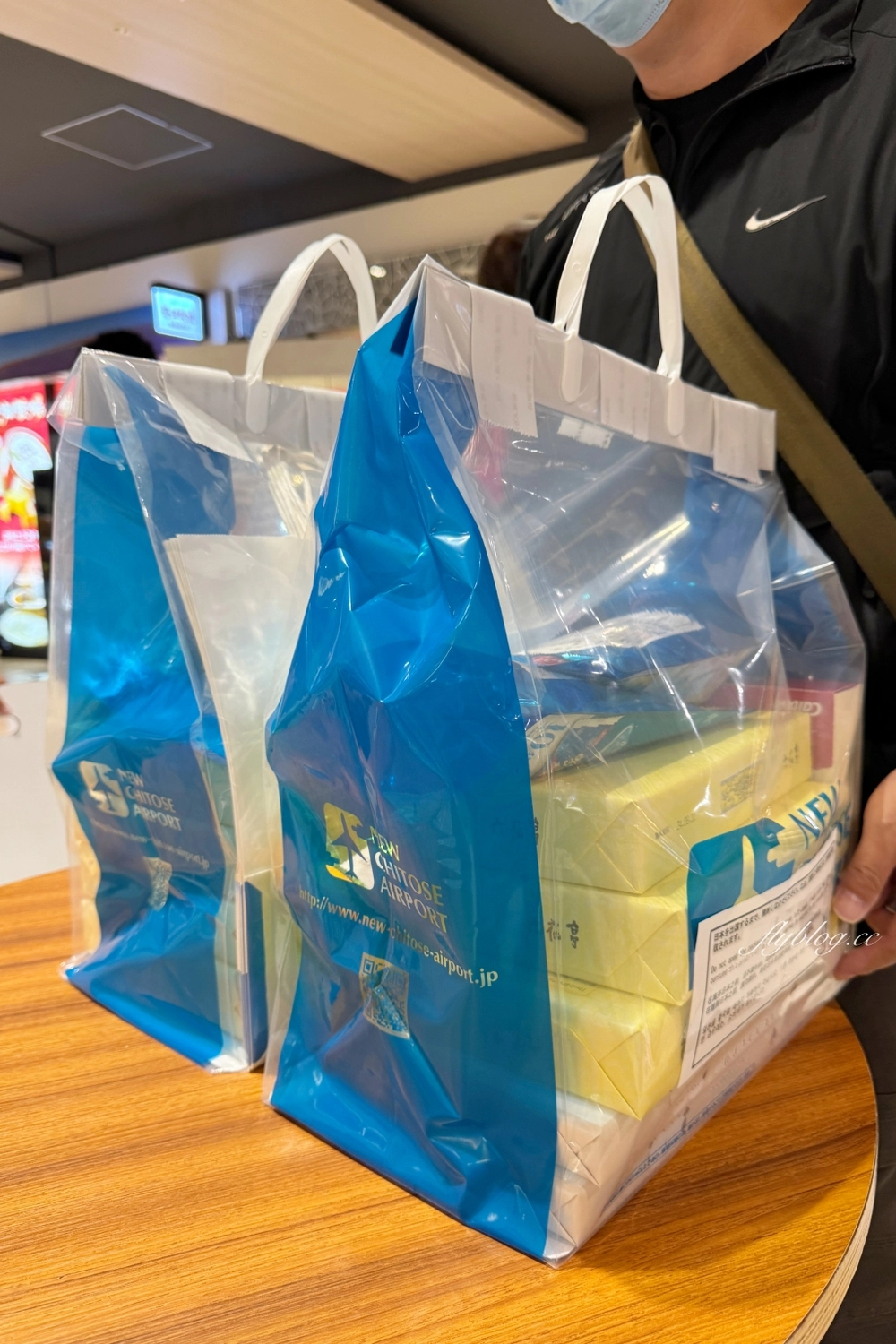 日本北海道|2025新千歲機場必買伴手禮.各種好吃好逛好買總整理 @飛天璇的口袋 日本北海道|2025新千歲機場必買伴手禮.各種好吃好逛好買總整理 @飛天璇的口袋