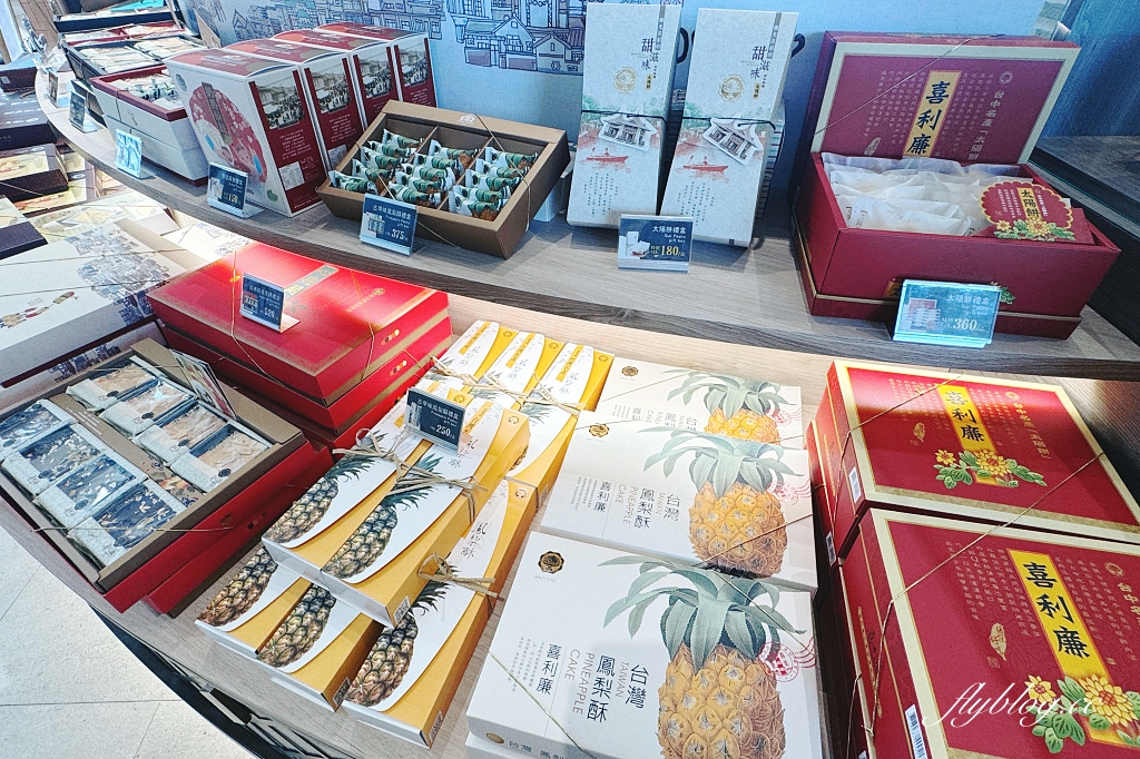 台中清水｜清水服務區．全台最賺錢休息站，50個美食櫃位總整理 @飛天璇的口袋