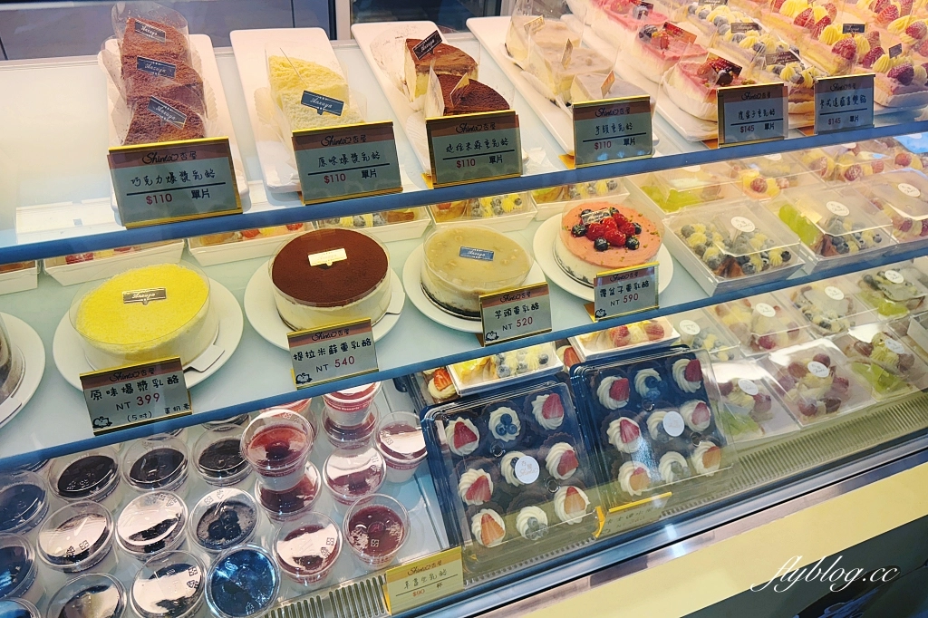 台中清水｜清水服務區．全台最賺錢休息站，50個美食櫃位總整理 @飛天璇的口袋