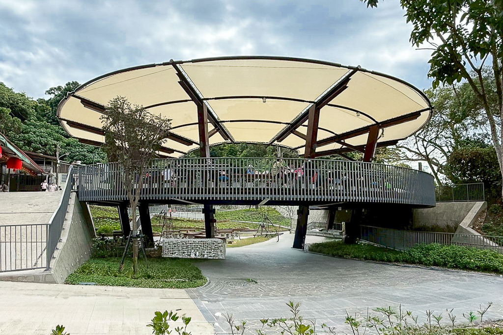 台中北屯｜大坑9號步道．觀音亭休憩平台開放了，遠眺山林綠意和台中市景 @飛天璇的口袋