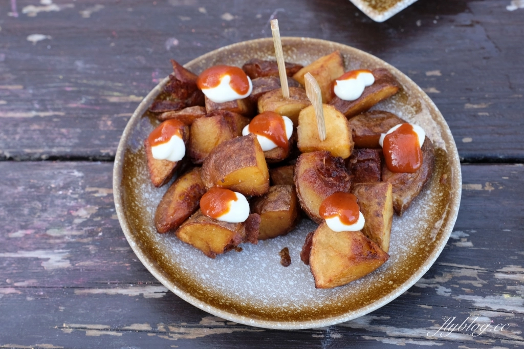 台東東河｜都蘭海角咖啡．眺望180度蔚藍海岸，露天游泳池美拍 @飛天璇的口袋