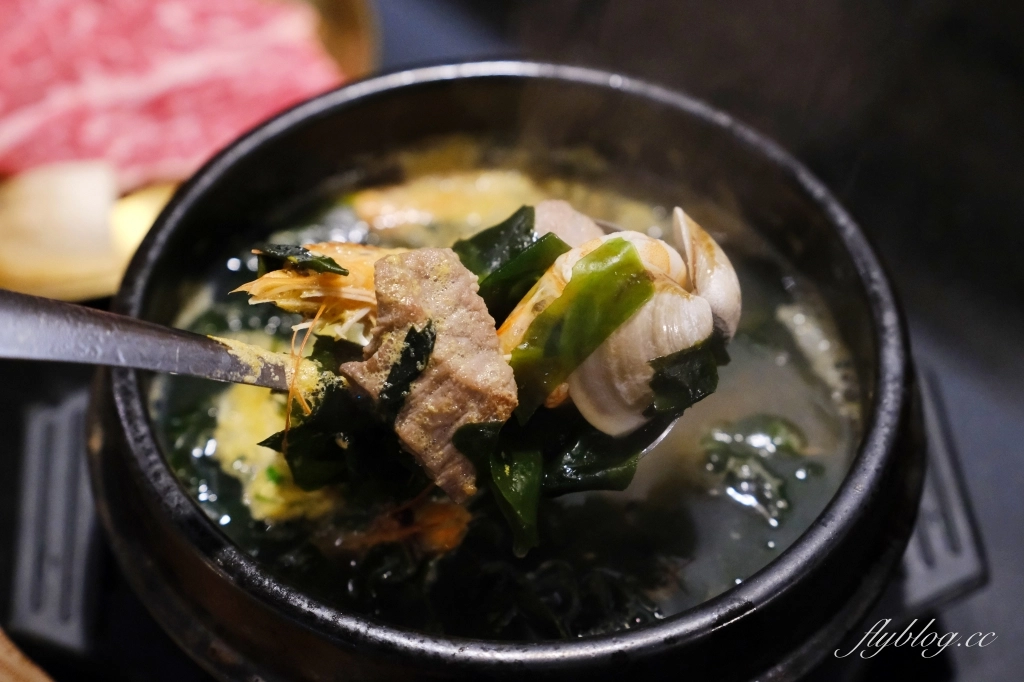 不靠Google評論送東西!回訪度最高的台中韓式燒肉【燒肉滋滋】,繽紛全牛套餐新上市 @飛天璇的口袋 不靠Google評論送東西!回訪度最高的台中韓式燒肉【燒肉滋滋】,繽紛全牛套餐新上市 @飛天璇的口袋