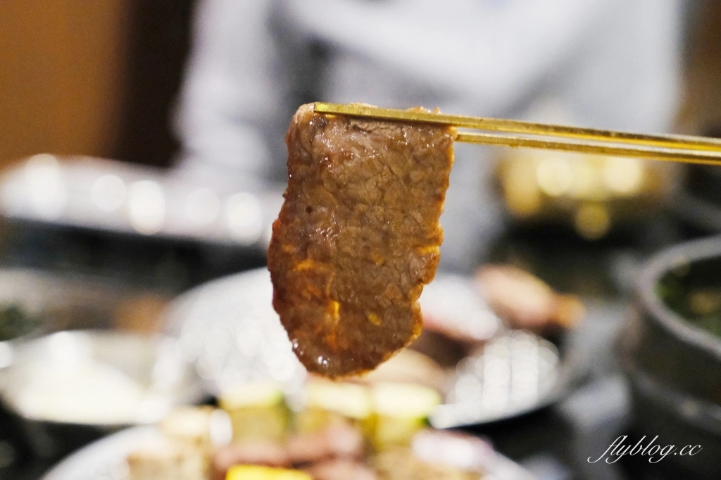 不靠Google評論送東西!回訪度最高的台中韓式燒肉【燒肉滋滋】,繽紛全牛套餐新上市 @飛天璇的口袋 不靠Google評論送東西!回訪度最高的台中韓式燒肉【燒肉滋滋】,繽紛全牛套餐新上市 @飛天璇的口袋