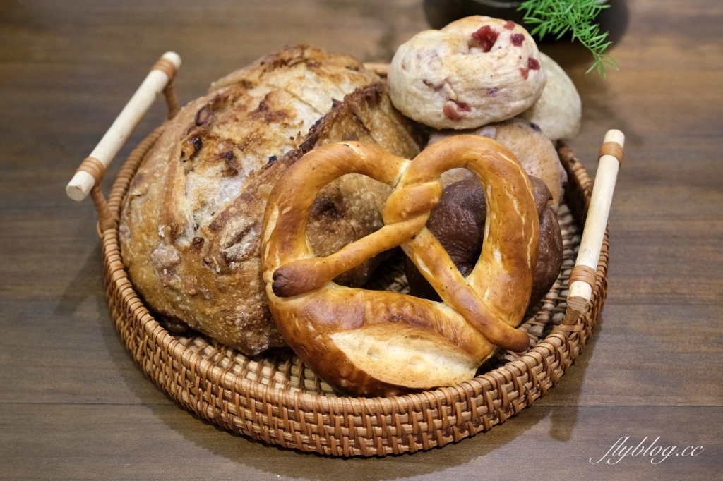 台中北區|蓓得酸種麵包工作室.台中酸麵包專賣店,一個星期只營業兩天 @飛天璇的口袋 台中北區|蓓得酸種麵包工作室.台中酸麵包專賣店,一個星期只營業兩天 @飛天璇的口袋