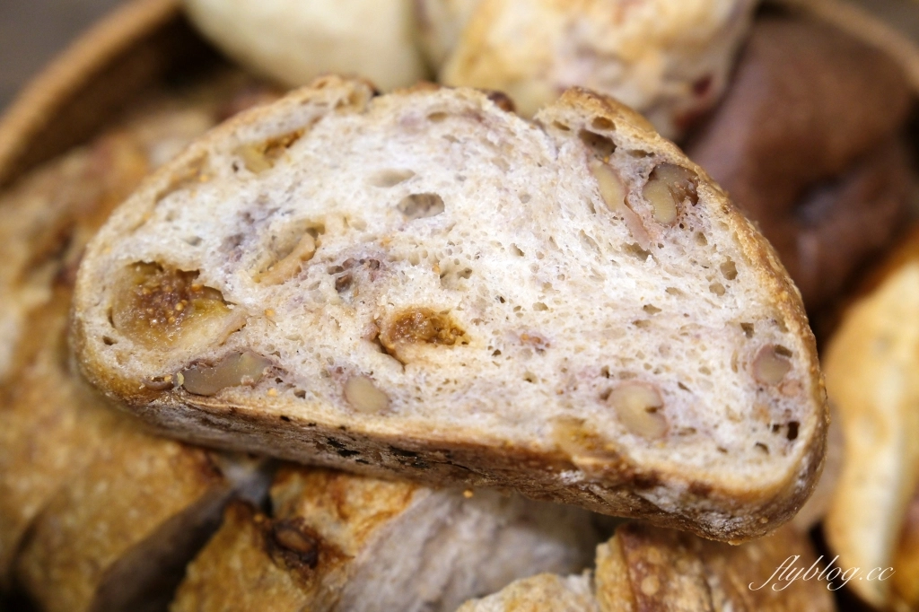 台中北區|蓓得酸種麵包工作室.台中酸麵包專賣店,一個星期只營業兩天 @飛天璇的口袋 台中北區|蓓得酸種麵包工作室.台中酸麵包專賣店,一個星期只營業兩天 @飛天璇的口袋