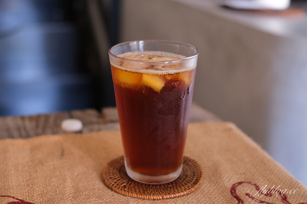 台中烏日｜芃森咖啡 Pansen Coffee．鄰近烏日高鐵站，楽珈咖啡的二店 @飛天璇的口袋