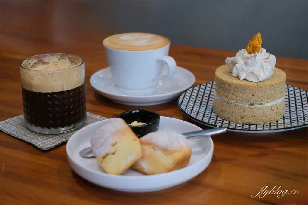 台中西區｜珈琲院．美軍宿舍所改建，存中街20年老字號咖啡館 @飛天璇的口袋