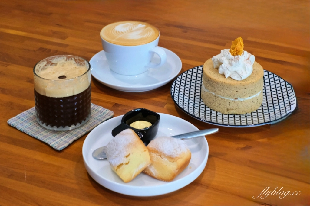 台中西區｜珈琲院．美軍宿舍所改建，存中街20年老字號咖啡館 @飛天璇的口袋