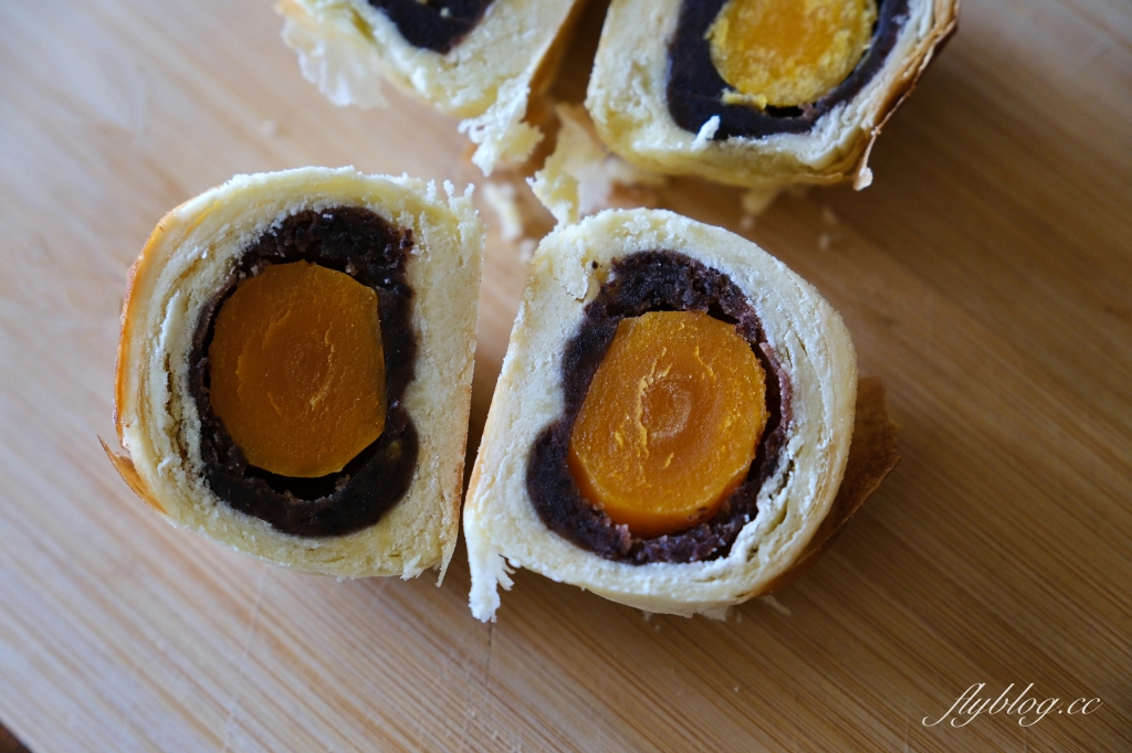 基隆美食｜李鵠餅店．清光緒年間的百年餅店，蛋黃酥、鳳梨酥、咖哩酥和綠豆沙餅 @飛天璇的口袋