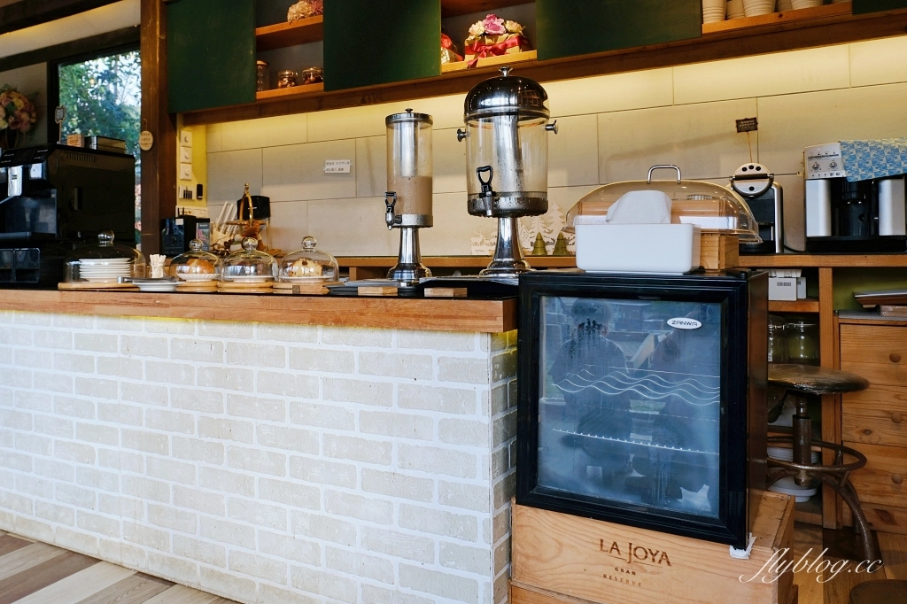 屏東恆春｜托斯卡尼渡假莊園．墾丁石牛溪旁的草原，義大利鄉村風格渡假村 @飛天璇的口袋