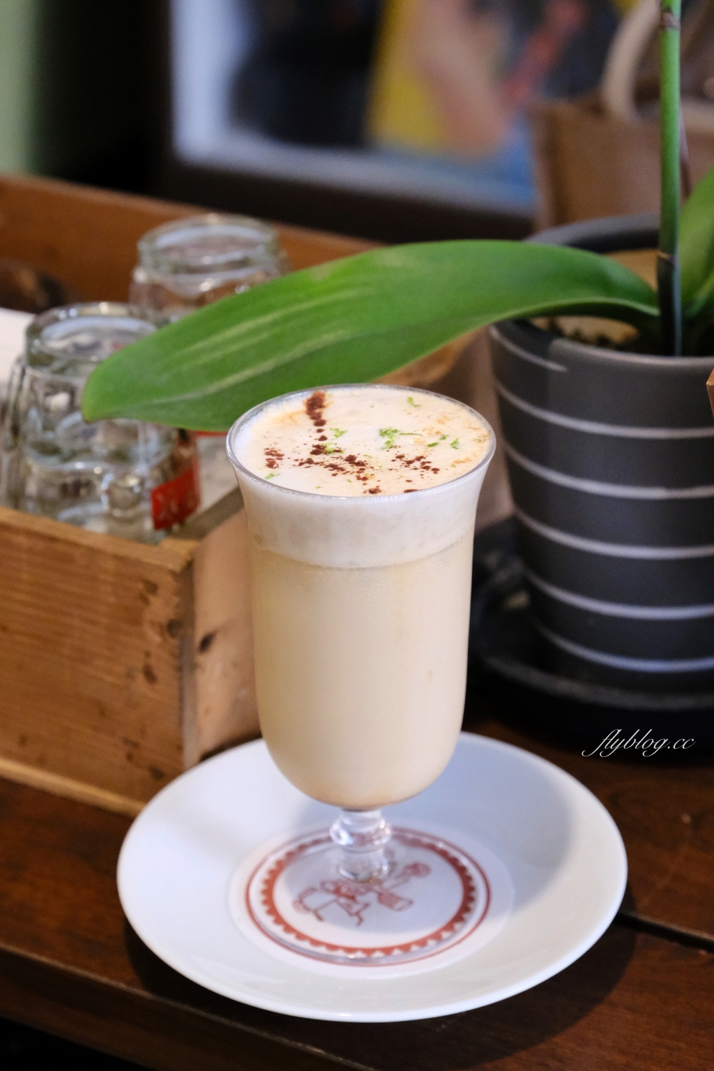 台中北區｜有己咖啡．宛如走進華燈初上場景，台中深夜咖啡館推薦 @飛天璇的口袋