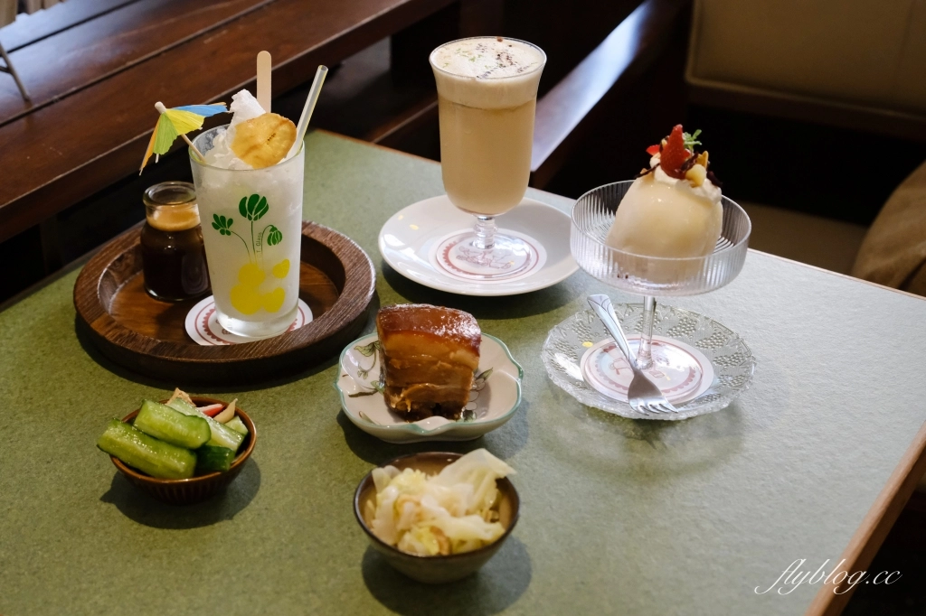 台中北區｜有己咖啡．宛如走進華燈初上場景，台中深夜咖啡館推薦 @飛天璇的口袋