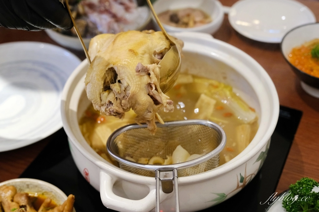 台中西區｜如嬌花膠雞鍋物．榮獲台灣500盤推薦，台灣首間花膠雞鍋物品牌 @飛天璇的口袋